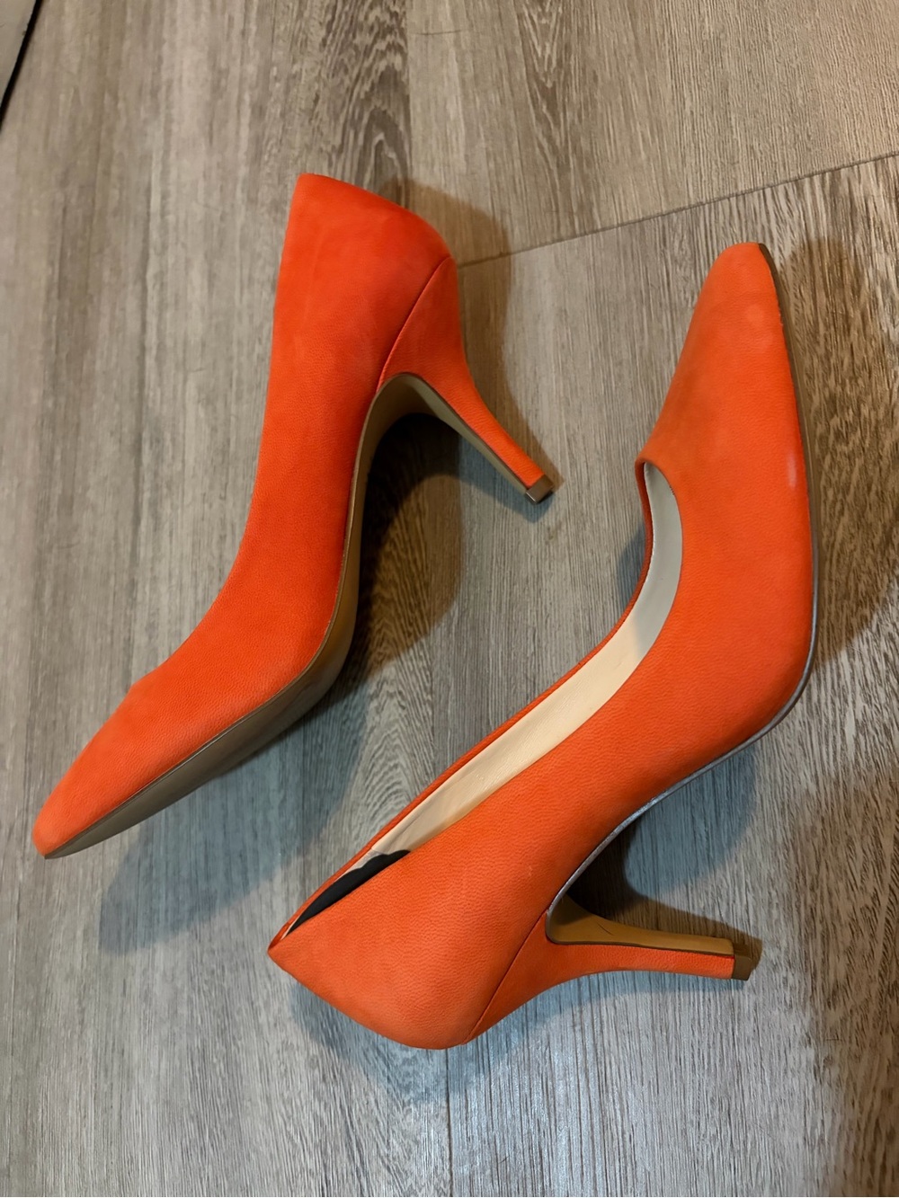 INC Orange Pointed-Toe Mid Heel Pumps 7.5
